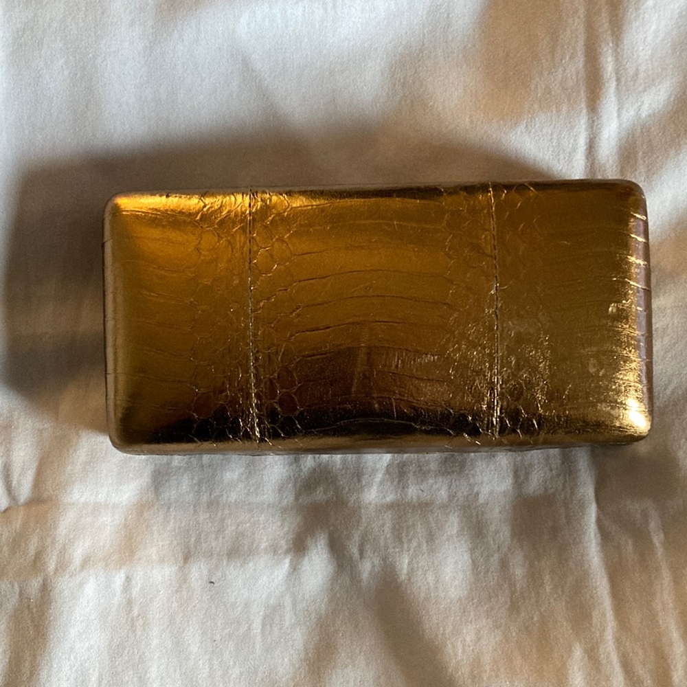 KOTUR Gold/Bronze clutch